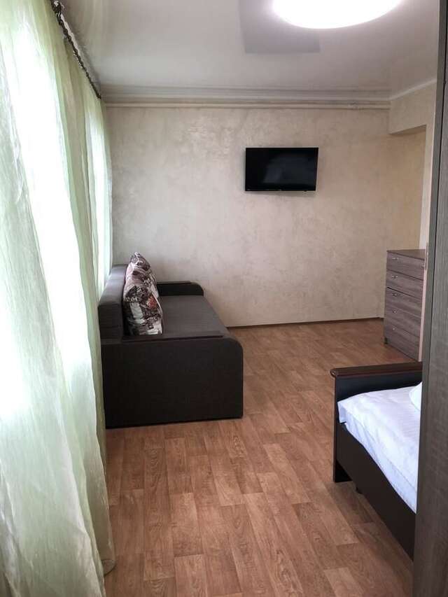 Апартаменты Гостевой дворик Одесса-14